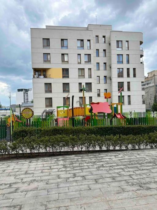 Варна Сити Парк С Паркомясто מראה חיצוני תמונה